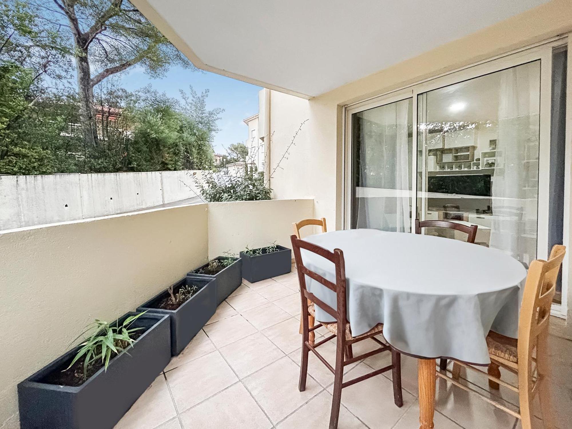 Balcon, Parking, Piscine Et Clim' A 2 Pas Du Port Santa Lucia Saint-Raphael (Var) Exterior foto